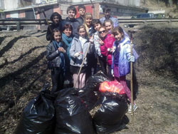 Во время Марша Парков-2012 с родника было собрано около 840 литров мусора.