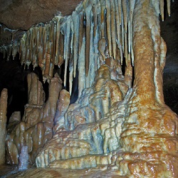 Пещера «Майская»
